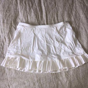 Lululemon tennis skirt white, size 6